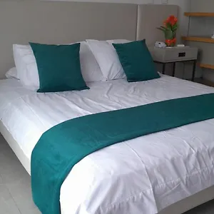 Hotel 90